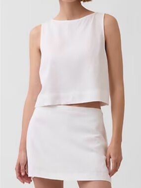 GAP White Mini Skort - Simple A-Line Silhouette